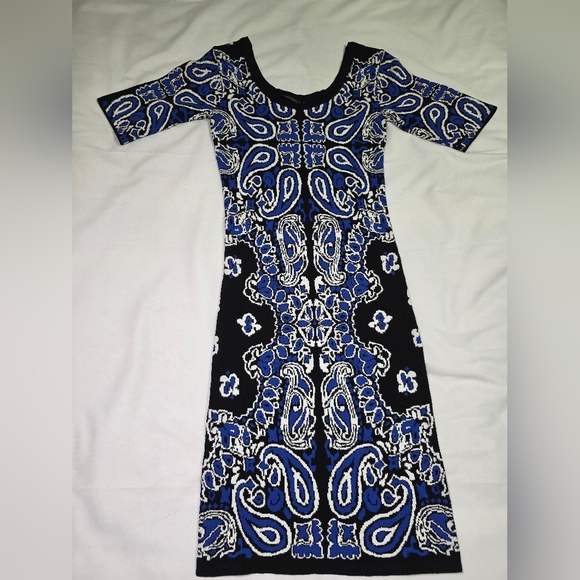 Felicity & Coco Sexy Stretchy Colorful Dress- Size XS - Picture 3 of 10